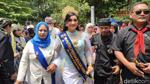 Gong Perdamaian Dunia di Ciamis