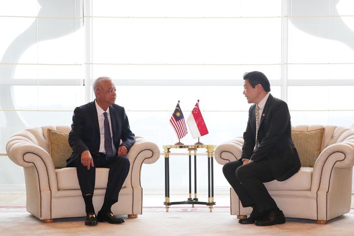 Perdana Menteri Malaysia Ismail Sabri Yaakob dan Wakil Perdana Menteri Lawrence Wong