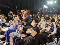 Potret Keseruan Nonton Langsung MPL ID S10 di MPL Arena