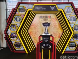 Potret Keseruan Nonton Langsung MPL ID S10 di MPL Arena