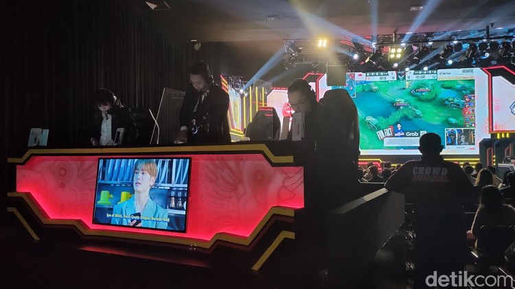 Potret Keseruan Nonton Offline MPL ID S10 di MPL Arena Potret Keseruan Nonton MPL ID S10 Offline di MPL Arena