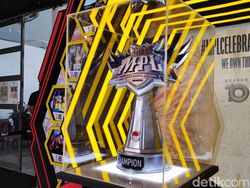 Potret Keseruan Nonton Langsung MPL ID S10 di MPL Arena