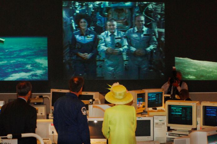 Ratu Elizabeth II dan sains teknologi
