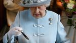 Doyan Makan Manis, Ini Momen Mendiang Ratu Elizabeth II saat Ngemil Kue