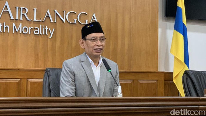 Rektor Unair Prof M Nasih