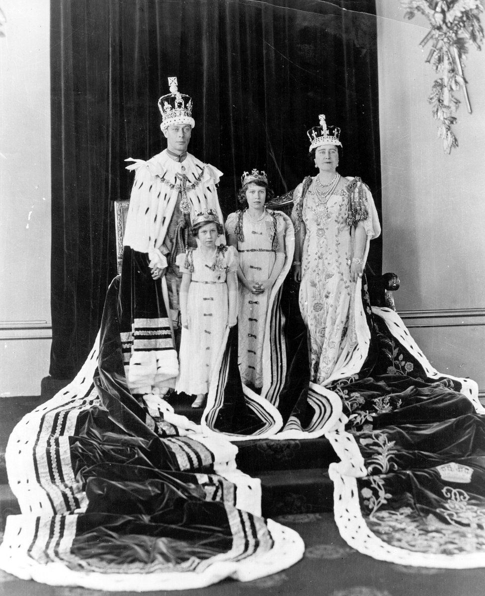 Silsilah Keluarga Kerajaan Inggris dari Ratu Elizabeth II