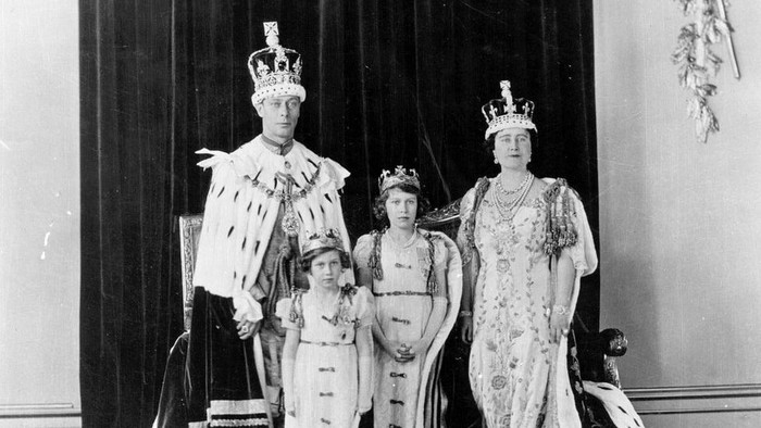 Silsilah Keluarga Kerajaan Inggris dari Ratu Elizabeth II