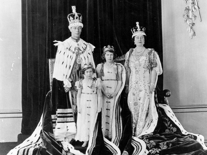 Silsilah Keluarga Kerajaan Inggris dari Ratu Elizabeth II
