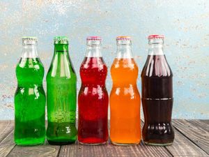 Tak Mau Tersaingi, Ibu Ini Racuni Teman Sekelas Anaknya Lewat Minuman Soda