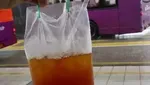 Kocak! 10 Cara Tak Terduga Minum Es Teh ala Netizen