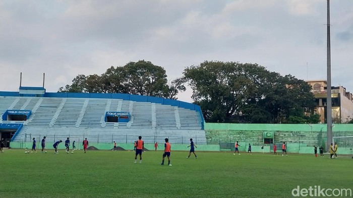 Arema FC latihan di Gajayana