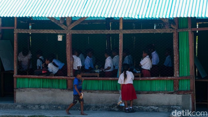 Begini Penampakan Gedung Sekolah di Pedalaman NTT Begini Penampakan Gedung Sekolah di Pedalaman NTT