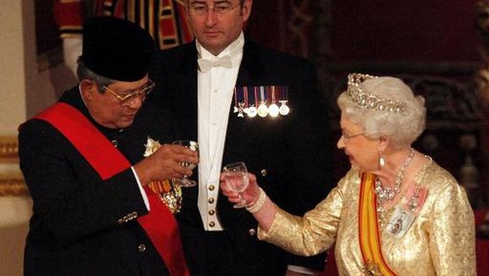 SBY Kenang Gelar Kehormatan yang Diberikan Ratu Elizabeth