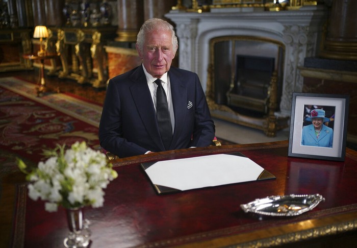 Britain Queen Britain's King Charles III delivers his address to the nation and the Commonwealth from Buckingham Palace, London, Friday, Sept. 9, 2022, following the death of Queen Elizabeth II on Thursday. (Yui Mok/Pool Photo via AP)