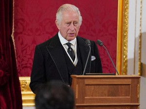 Raja Charles III Resmi Pimpin Kerajaan Inggris dan Persemakmurannya