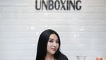 Intip Gaya Selebgram Seksi, Amelia NS Saat Racik Kopi