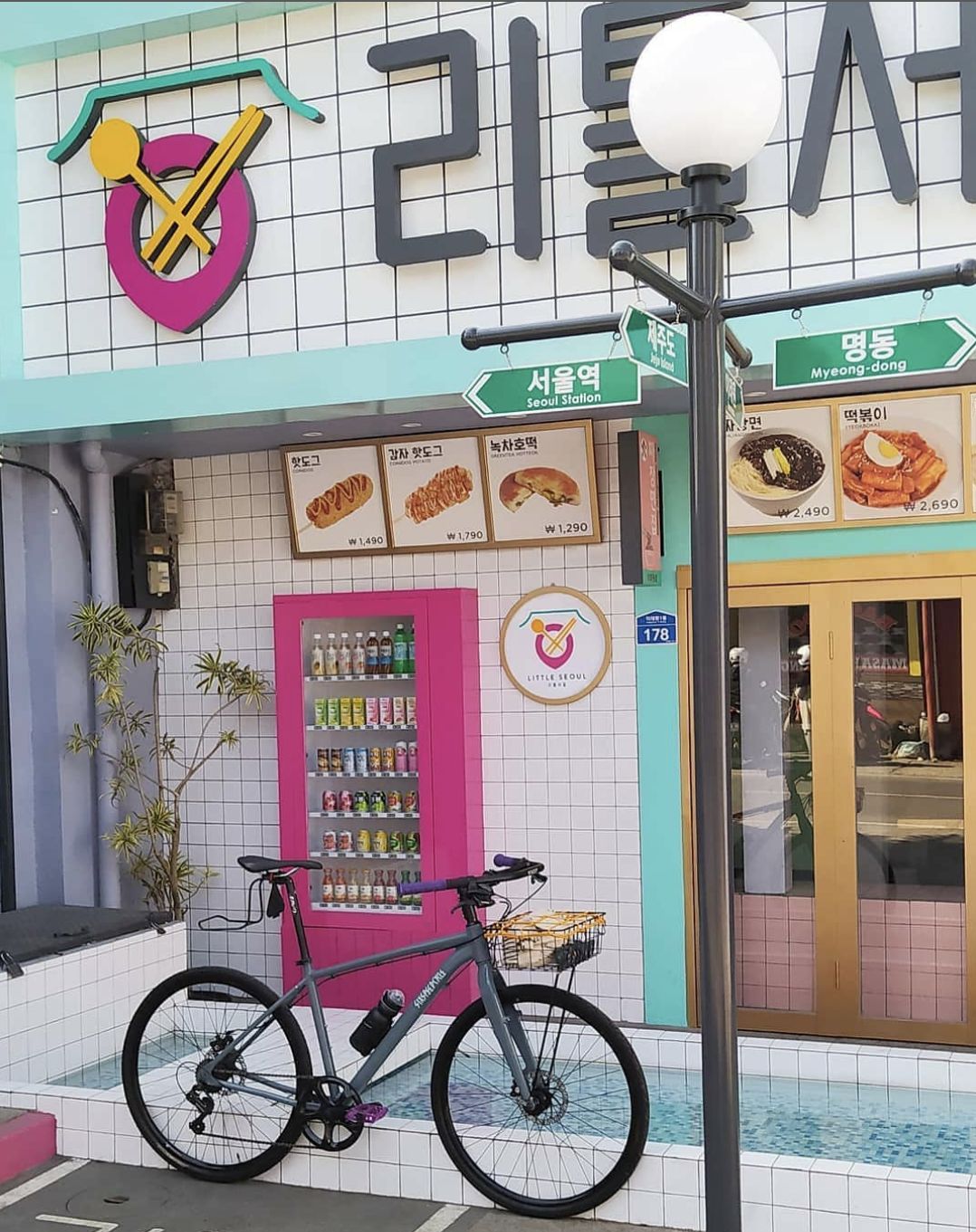 K-Popers Merapat! Ini 5 Kafe Korea yang Hits di Bandung