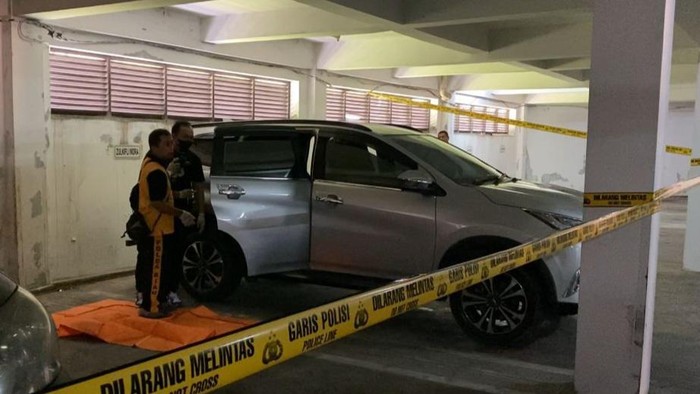 Lokasi penemuan mayat di basement DPRD Riau (Foto: Istimewa)