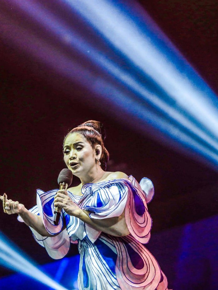 Melihat Lagi Konser 40 Tahun Berkarya Vina Panduwinata Melihat Lagi Konser 40 Tahun Berkarya Vina Panduwinata