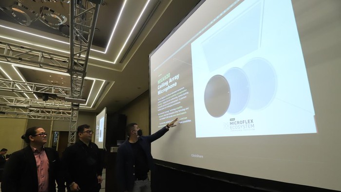 Perkembangan Teknologi dan Intuitif untuk Kolaborasi Kerja Sejak 2016, Shure Microflex® Advance Networked Array Microphone telah menetapkan standar untuk teknologi mikrofon array premium; MXA910.
