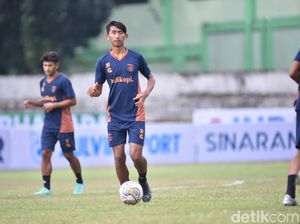 Persela Akhirnya Dapat Poin Perdana, Lini Pertahanan Masih Jadi Sorotan