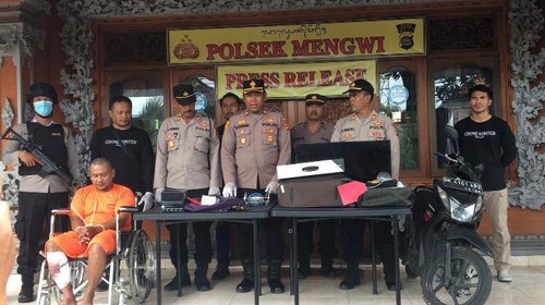 Polisi ringkus residivis tiga kali penjara akibat mencuri barang milik pelajar di Perumahan Sari Gading Blok III Nomor 16 Banjar Kaja, Desa Buduk, Kecamatan Mengwi, Kabupaten Badung.