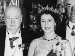 Potret Masa Muda Ratu Elizabeth II yang Berkharisma