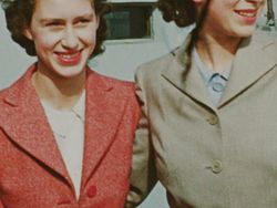 Potret Masa Muda Ratu Elizabeth II yang Berkharisma