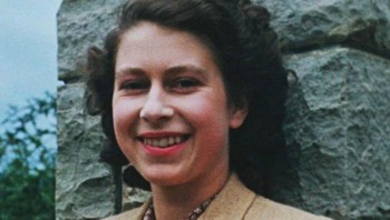 Kunjungan Ratu Elizabeth ke Afrika Selatan pada tahun 1947. Foto: (Bored Panda).