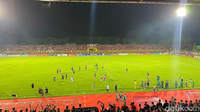 PSM Makassar 3-0 Persebaya Surabaya di Stadion Gelora BJ Habibie (GBH) Parepare