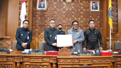 Sidang Paripurna DPRD Kota Denpasar