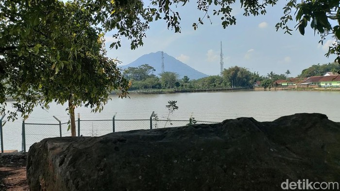 Situ Sarkanjut di Garut.