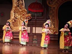 Mengenal Tari Puspanjali sebagai Ungkapan Selamat Datang di Bali
