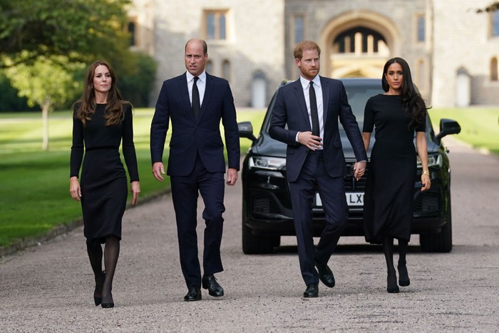 1422571687 Pangeram William, Kate Middleton, Pangeran Harry, Meghan Markle
