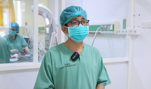 Bayi Kembar 4 ditangani langsung oleh dr. I Ketut Adi Wirawan, MSc., Sp.A (K) di RSUD Provinsi NTB di Kota Mataram.