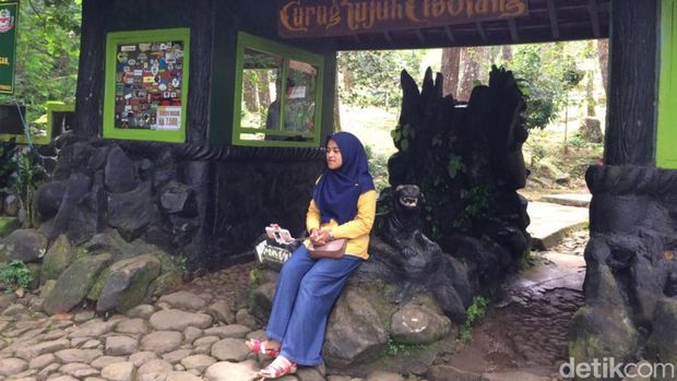 Curug Cibolang.