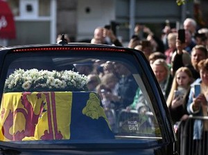 Tinggalkan Kastil Balmoral, Jenazah Ratu Elizabeth Dibawa ke Edinburgh