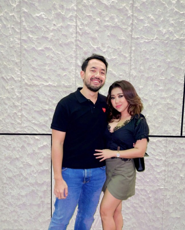 Kiky Saputri dan sang kekasih berkenalan pada Februari 2022. Dia pun mulao go public pada Juli 2022. Foto: Instagram @kikysaputrii