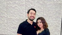 Kiky Saputri adalah seorang komedian yang sekarang sudah sukses. Belum lama ini, komedian perempuan itu mempublikasikan hubungannya dengan sang pacar. Foto: Instagram @kikysaputrii