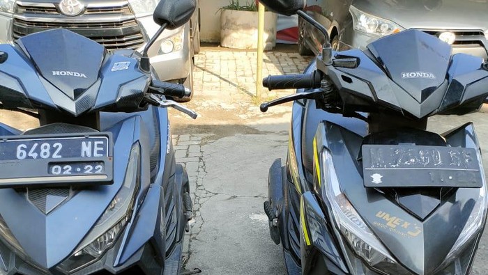 Maling motor gagal di Sidotopo Wetan Surabaya yang ditinggal temannya lalu dihajar massa.