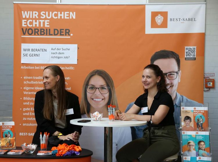 Kurangnya Pengajar, Jerman Gelar Pameran Tenaga Pendidikan di Berlin