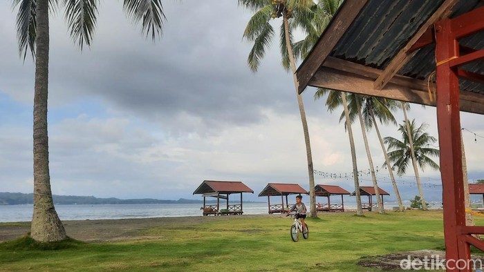 Pantai Panorama, Mamuju.