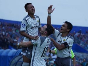 Flashback: Arema Jadi Korban Pertama Luis Milla di Laga Tandang