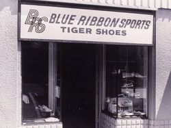 Ini Barang Pertama yang Dijual Perusahaan Top Dunia