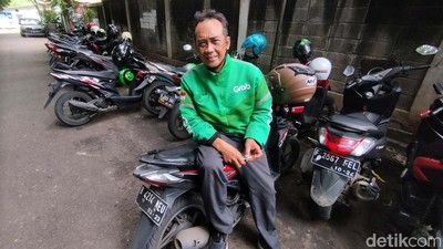 Senyum Sumringah Driver Ojol Saat Tarif Naik