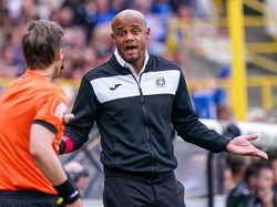 Vincent Kompany pernah menjadi pemain-pelatih di Anderlecht pada 2019 lalu. Foto: Getty Images/BSR Agency