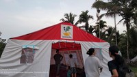 Gempa ini terjadi sekitar pukul 06.10 WIB tadi. Pusat gempa berada di titik koordinat 1,18 LS dan 98,53 BT.
