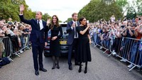 Kebersamaan Pangeran dan Putri Wales dengan Duke and Duchess of Sussex itu mencuri perhatian karena rumor ketidakharmonisan mereka yang beredar. Rumor yang berkembang adalah tentang perselisihan dan perbedaan yang tidak dapat dijembatani antara kedua pasangan.  (AFP)