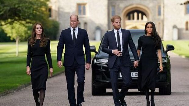 William-Kate dan Harry-Meghan Tampil Bareng, Perdana dalam 2 Tahun (AFP) William-Kate dan Harry-Meghan Tampil Bareng, Perdana dalam 2 Tahun (AFP)