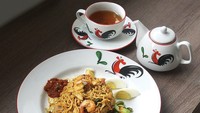 Jika memilikinya satu set, pasti cantik nih! Semuanya bisa dipakai untuk menyajikan aneka makanan dan minuman sehari-hari. Foto: Instagram aeonstore_id